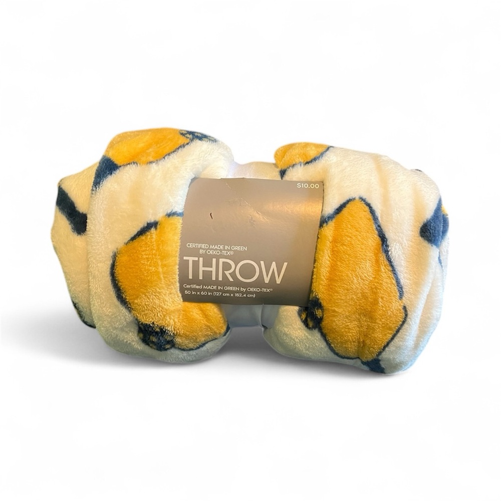 Pickleball Plush Throw Blanket